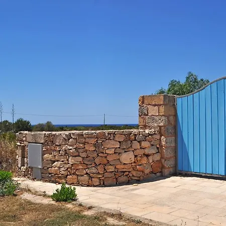 Wild Punta Pizzo Holiday home